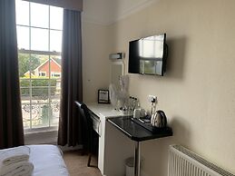 The Lawns Guest House
