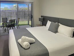 Direct Collective - Villas on Rivergum