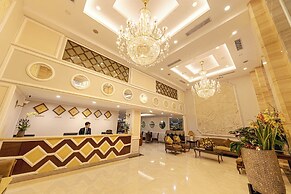 Chalcedony Grand Hotel