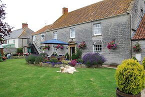 Double-gate Farm