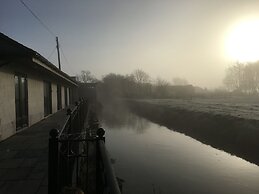 Double-gate Farm