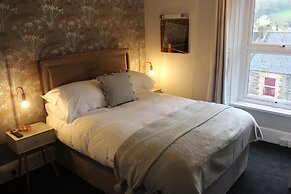 The Darnley Hotel