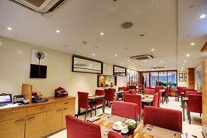 The Somerset Hotel