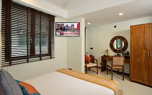The Somerset Hotel