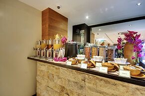 The Somerset Hotel