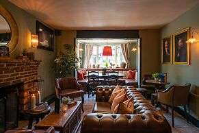 High Corner Inn