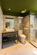 Q21 Hotel