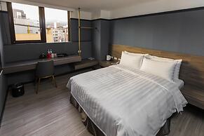 Q21 Hotel