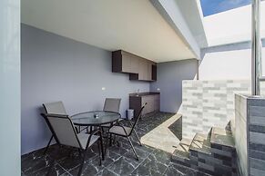 Elite Suites Patong
