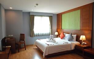 Elite Suites Patong