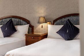 Hotel j Metropolis