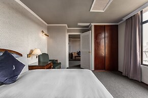 Hotel j Metropolis