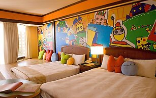 YoHo Beach Resort