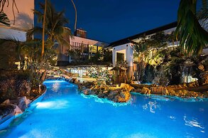 YoHo Beach Resort