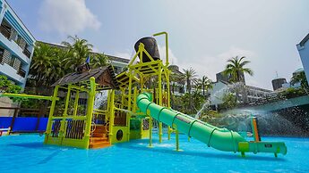 YoHo Beach Resort