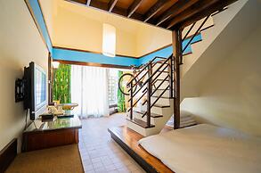 YoHo Beach Resort