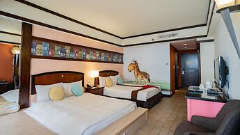YoHo Beach Resort
