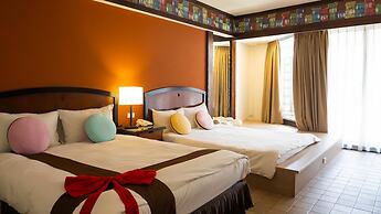 YoHo Beach Resort