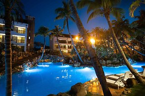 YoHo Beach Resort