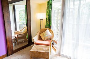 YoHo Beach Resort