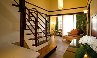 YoHo Beach Resort
