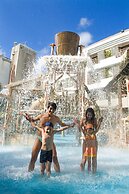 YoHo Beach Resort