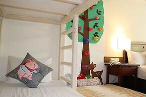 YoHo Beach Resort