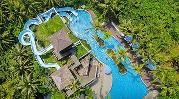 YoHo Beach Resort