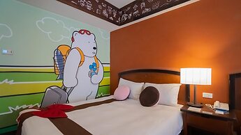 YoHo Beach Resort