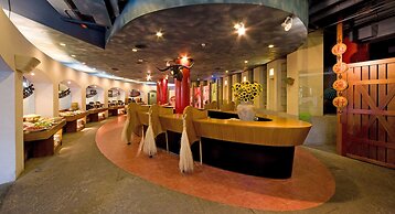 YoHo Beach Resort