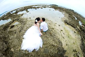 YoHo Beach Resort