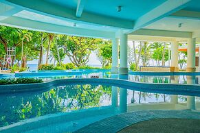 YoHo Beach Resort