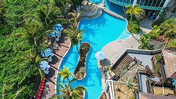 YoHo Beach Resort