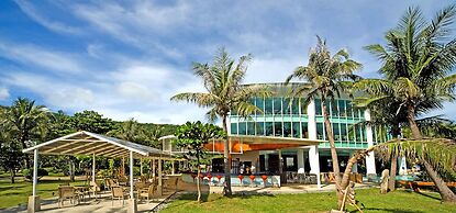 YoHo Beach Resort