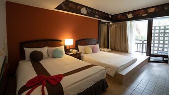 YoHo Beach Resort