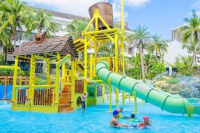 YoHo Beach Resort