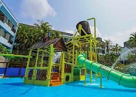 YoHo Beach Resort