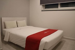 Three Seven Hotel