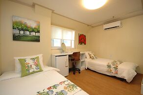 E Residence