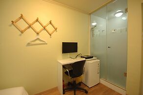 E Residence