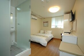 E Residence