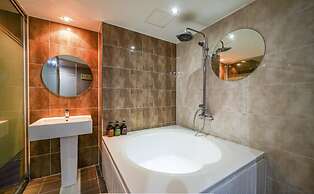 Hotel June Haeundae