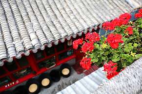 161 Lama Temple Courtyard Hotel