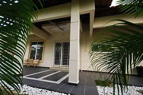Sunflower House
