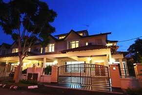 Sunflower House