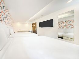CHECK inn Express Taipei YongKang