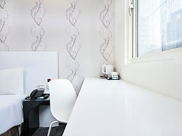 CHECK inn Express Taipei YongKang
