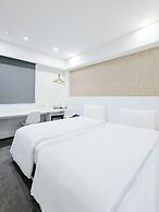 CHECK inn Express Taipei YongKang