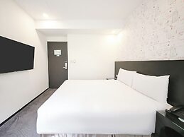 CHECK inn Express Taipei YongKang