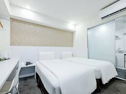 CHECK inn Express Taipei YongKang